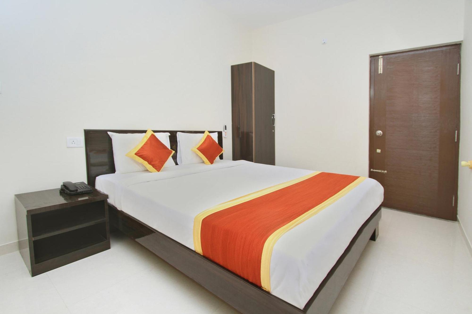 Hotel O Manu Residency Bangalore Buitenkant foto