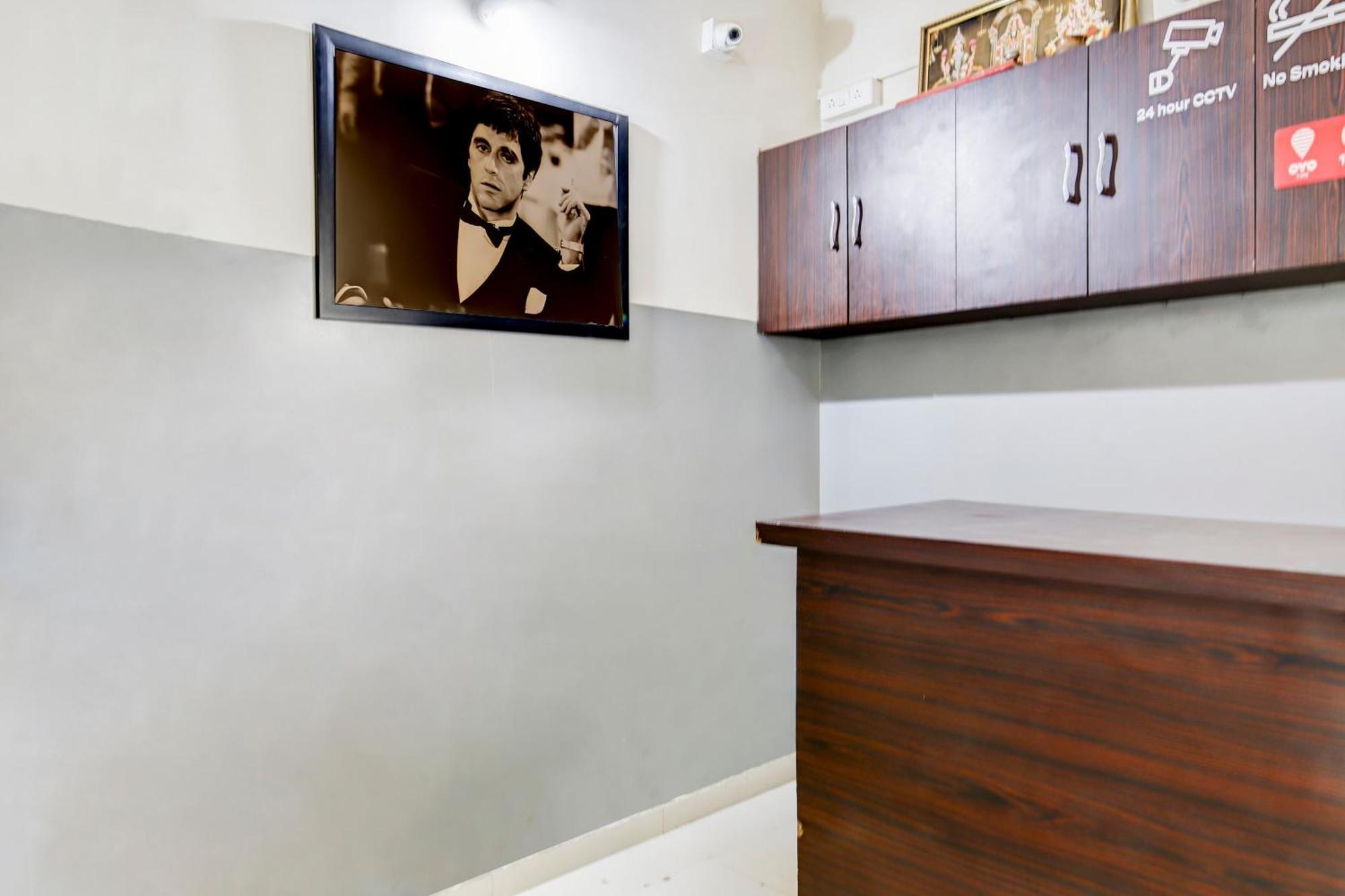 Hotel O Manu Residency Bangalore Buitenkant foto