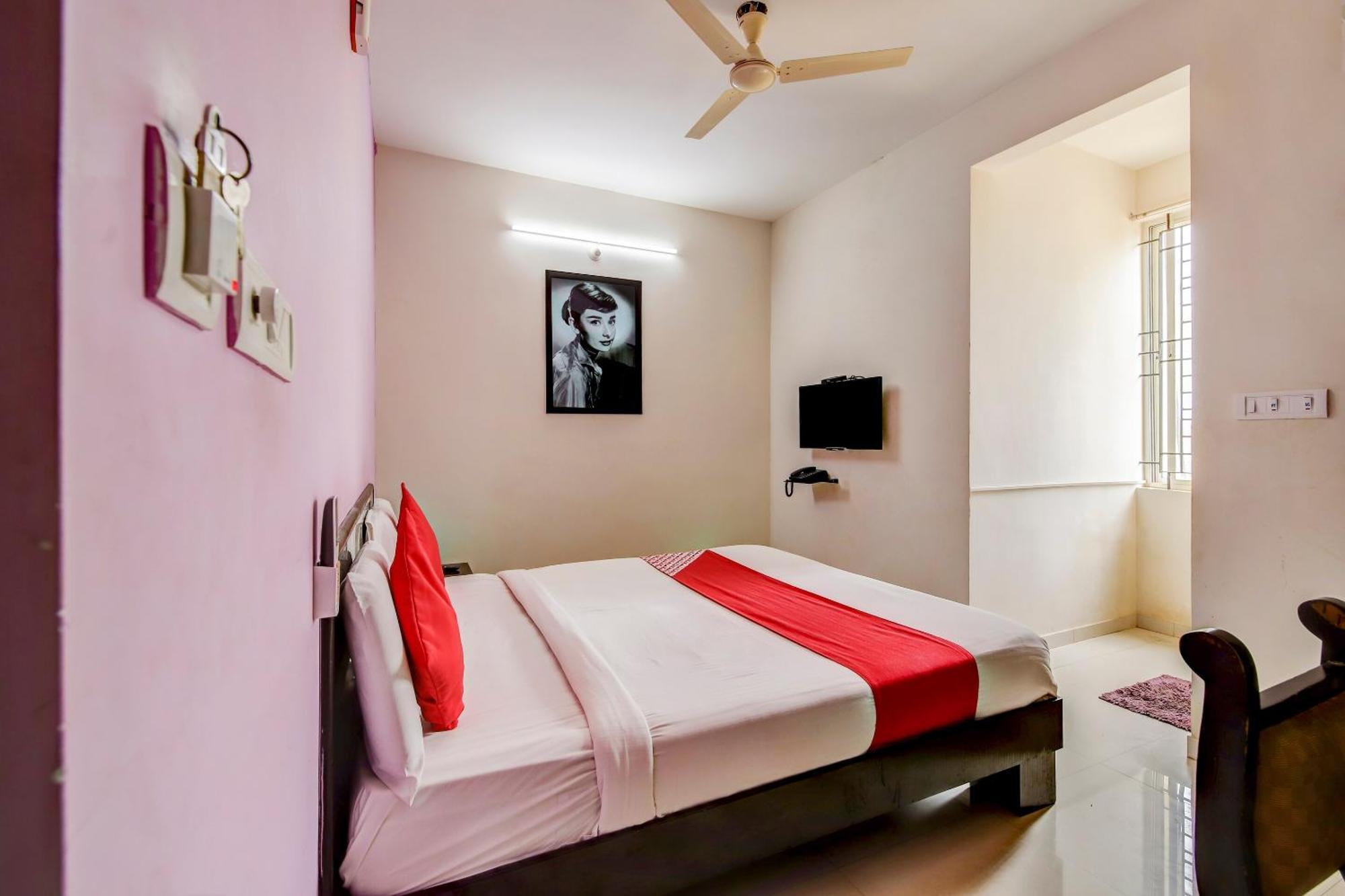 Hotel O Manu Residency Bangalore Buitenkant foto