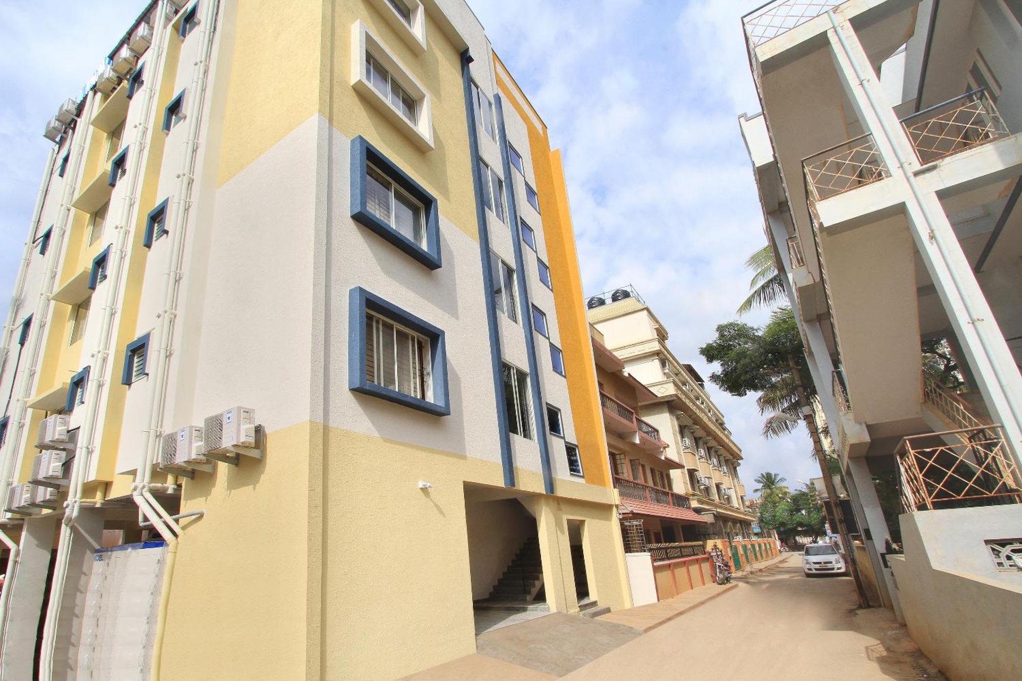 Hotel O Manu Residency Bangalore Buitenkant foto