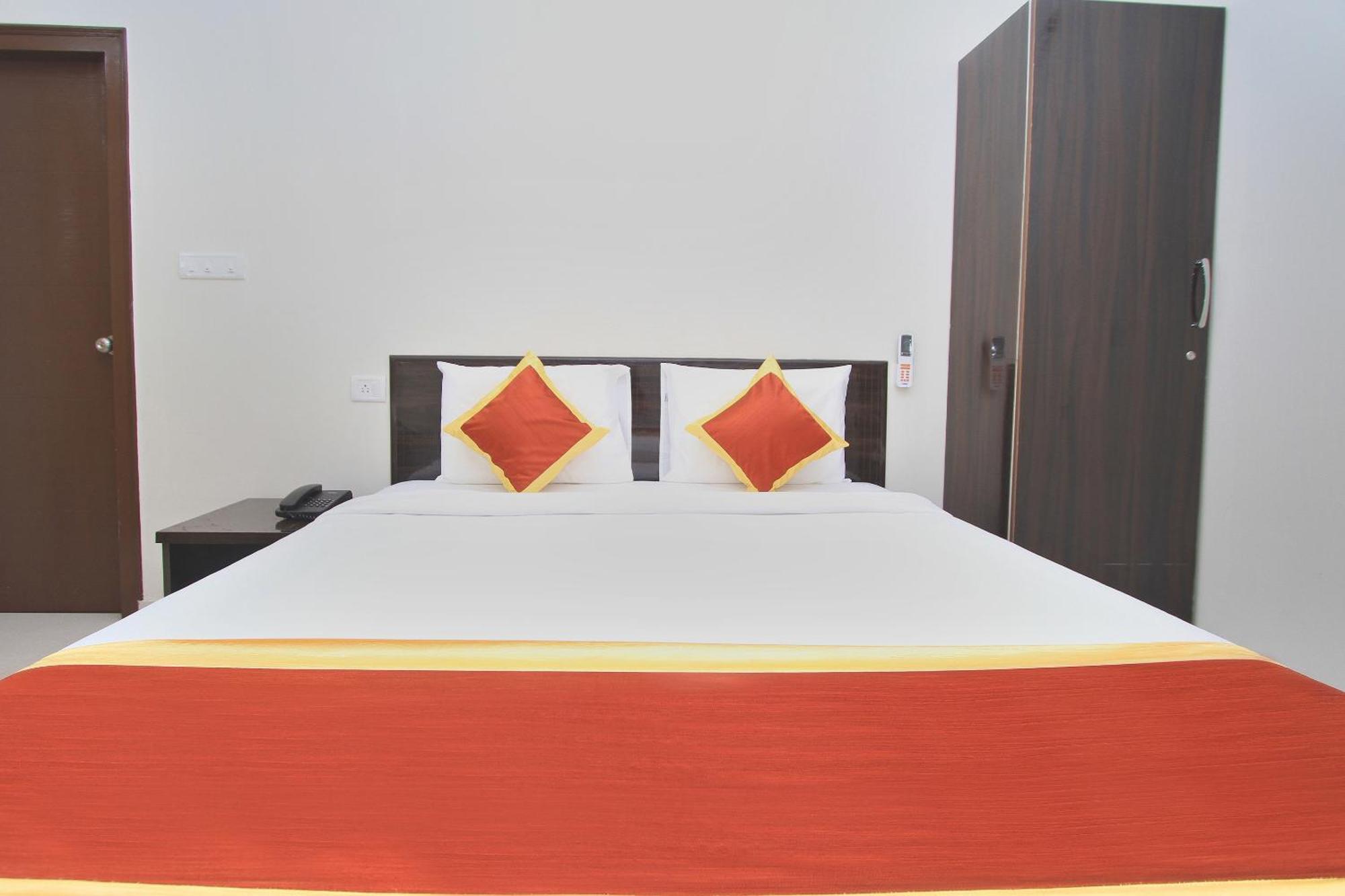 Hotel O Manu Residency Bangalore Buitenkant foto