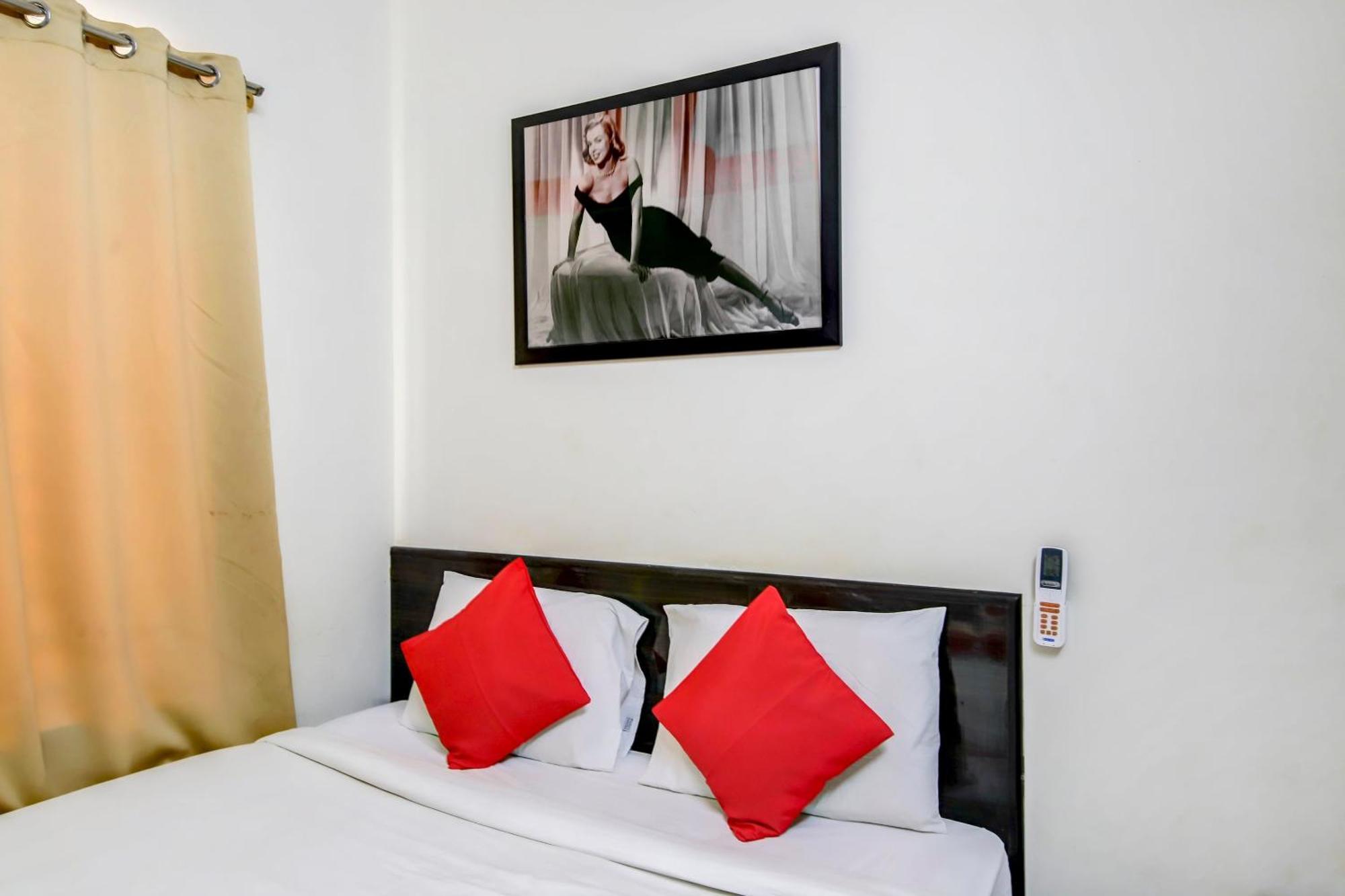 Hotel O Manu Residency Bangalore Buitenkant foto