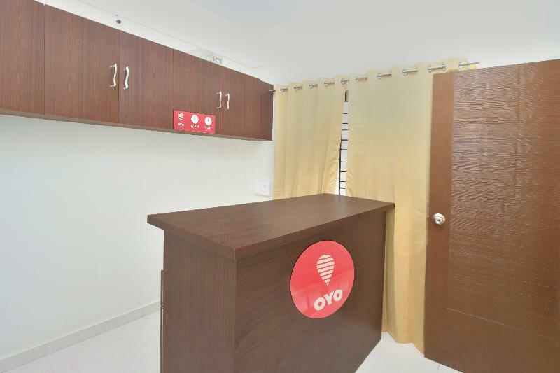 Hotel O Manu Residency Bangalore Buitenkant foto